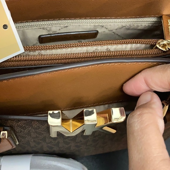 NWT MICHAEL KORS Mott Brown Messenger Bag - Picture 6 of 9